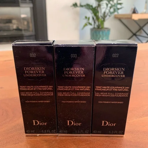 Christian Dior - Picture 2 of 4